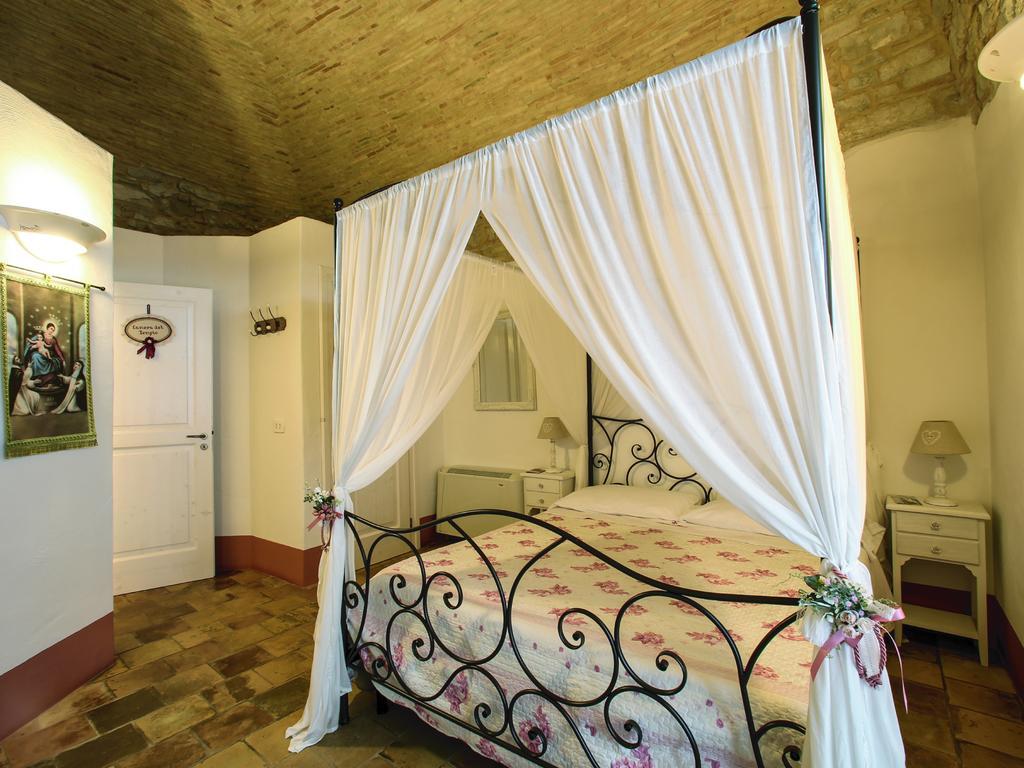 I Templari Di Alberona Hotell Rum bild