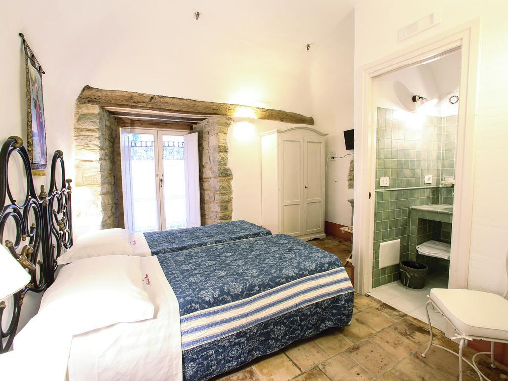 I Templari Di Alberona Hotell Rum bild